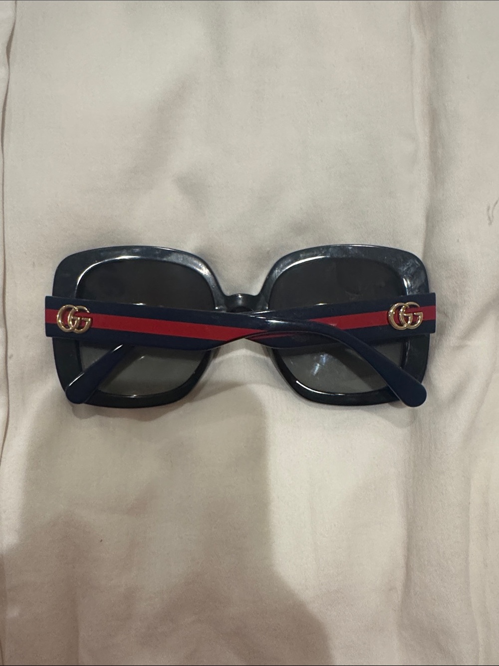 Gucci Oversized Square Sunglasses in Black